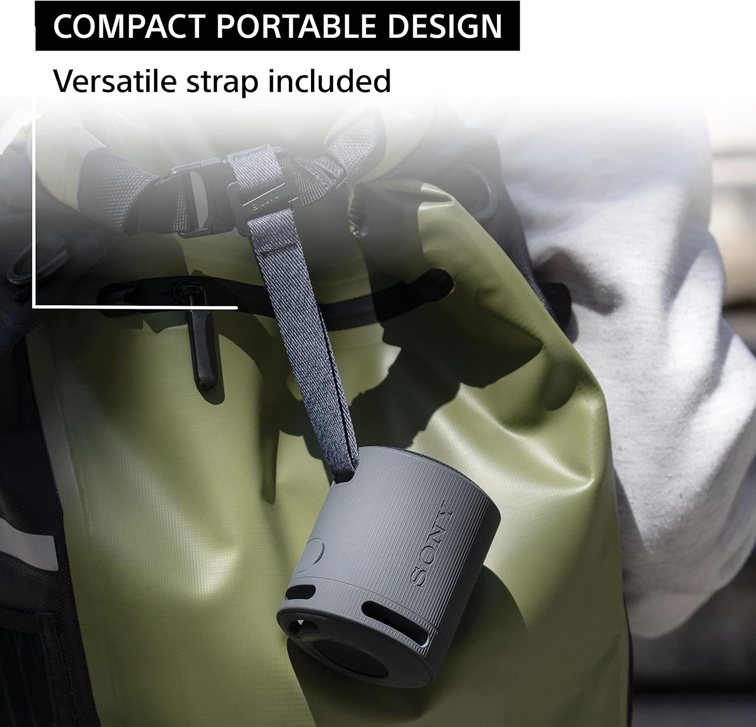 Sony SRS-XB100 Altavoz de viaje inalámbrico Bluetooth portátil, ligero, supercompacto, duradero, IP67, impermeable y a prueba de polvo, batería de 16 horas, correa versátil y llamadas manos libres, - Imagen 2