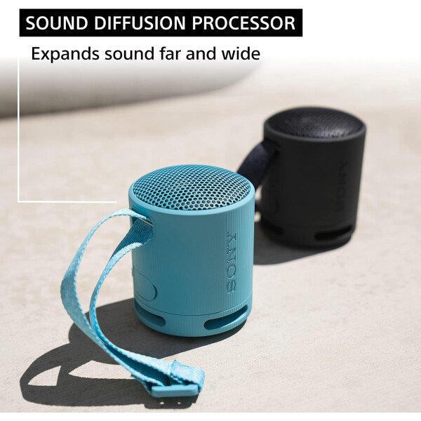 Sony SRS-XB100 Altavoz de viaje inalámbrico Bluetooth portátil, ligero, supercompacto, duradero, IP67, impermeable y a prueba de polvo, batería de 16 horas, correa versátil y llamadas manos libres, - Imagen 24