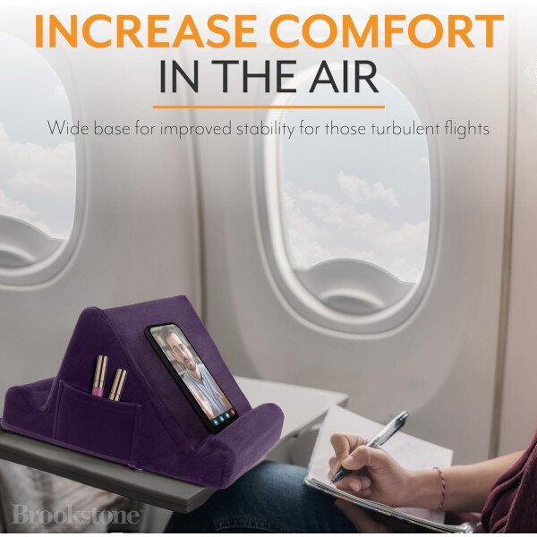 Brookstone - Soporte para tablet de escritorio de espuma viscoelástica, para teléfonos, iPads, lectores de libros electrónicos, 2 ángulos de visión, 2 bolsillos laterales para accesorios, cojín para - Imagen 30