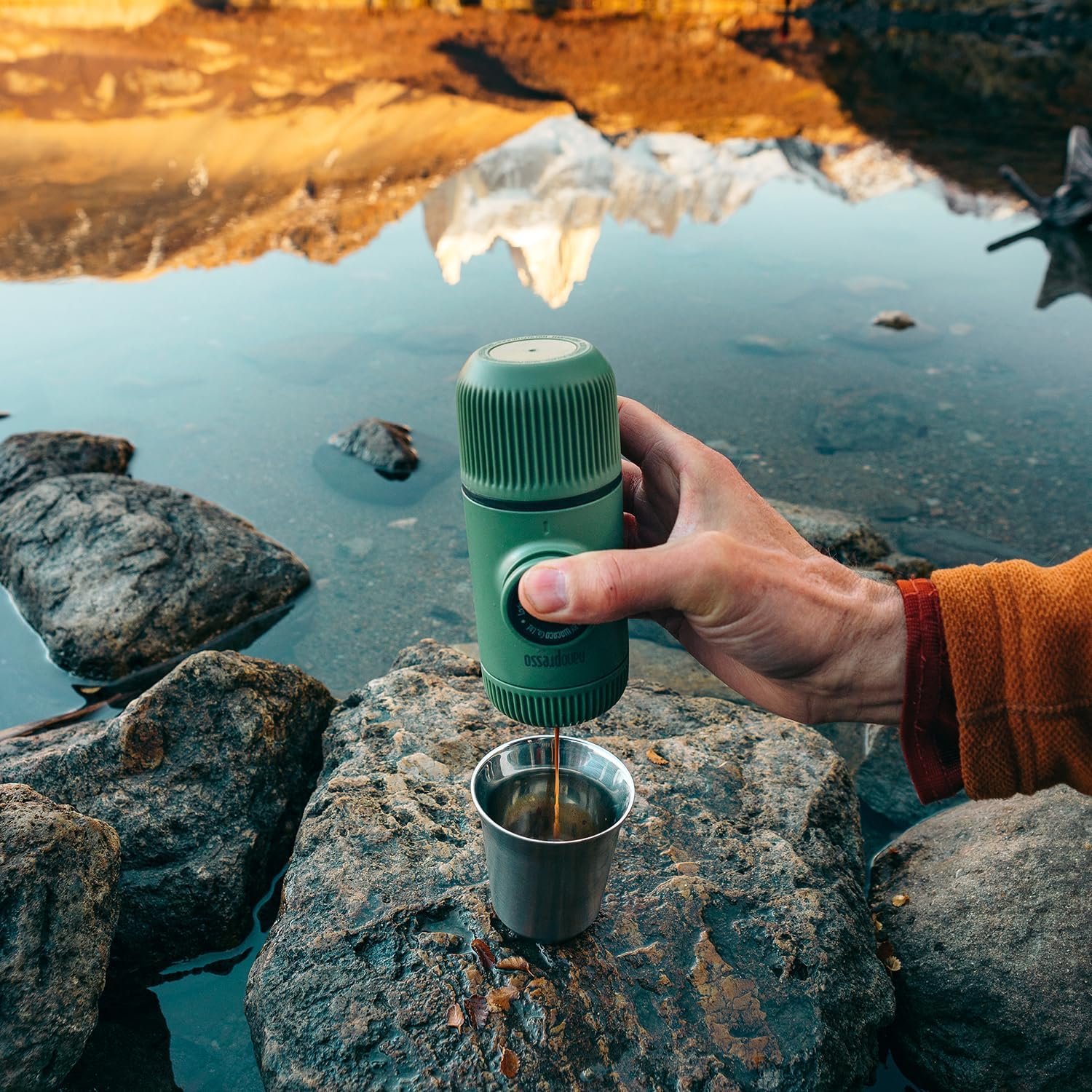 WACACO Nanopresso - Cafetera de café portátil con funda, mini cafetera de viaje, perfecta para camping, viajes y oficina (elementos azul ártico) - Imagen 28