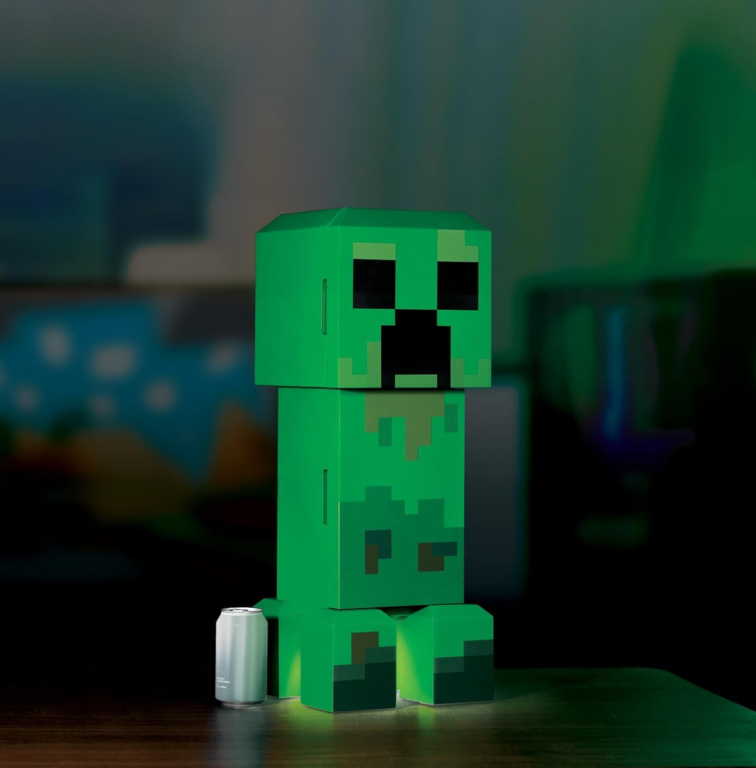 Ukonic Minecraft Legends Creeper - Mini refrigerador de 8 litros, capacidad para 12 latas, luces LED, enfriador termoeléctrico CA/CC, estantes extraíbles, compacto para dormitorio, oficina, juegos - Imagen 6