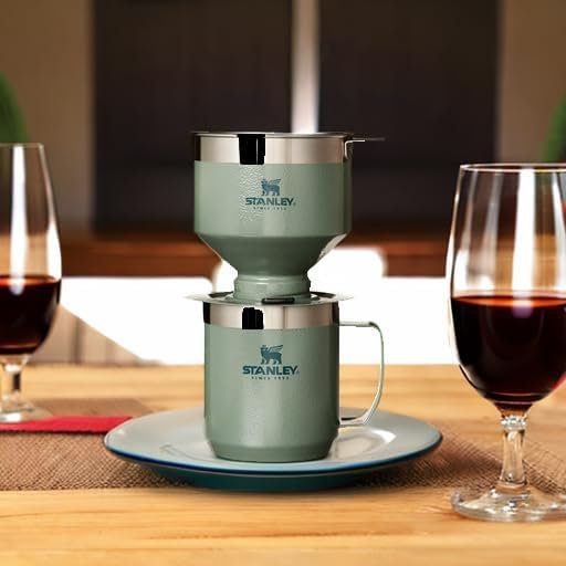 Stanley Perfect Brew - Juego de taza de campamento de 12 onzas con tapa incluida, cafetera de goteo con filtro reutilizable, acero inoxidable aislado sin BPA, color crema brillante - Imagen 9