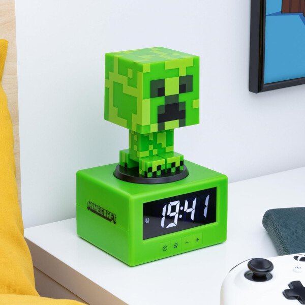 Paladone Minecraft Creeper - Reloj despertador con licencia oficial, música en el juego y luz nocturna para niños y adolescentes, accesorio de sala de juegos - Imagen 2