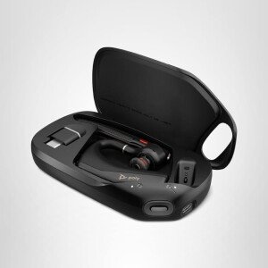 POLY Voyager Legend 50 UC Auriculares Bluetooth con estuche de carga – 4 micrófonos con cancelación de ruido, AI NoiseBlockAI y WindSmart Tech – Auriculares Bluetooth con micrófono, controles de llamada inteligentes, comodidad durante todo el día